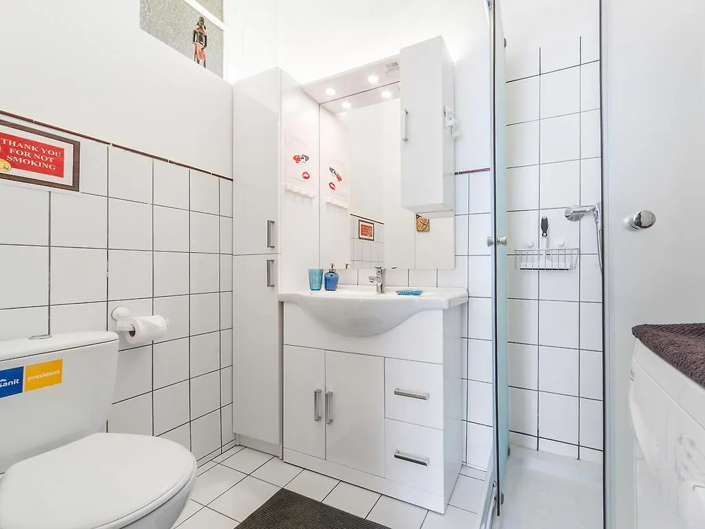 Central Budapest Vadasz Street Apartment Hungary