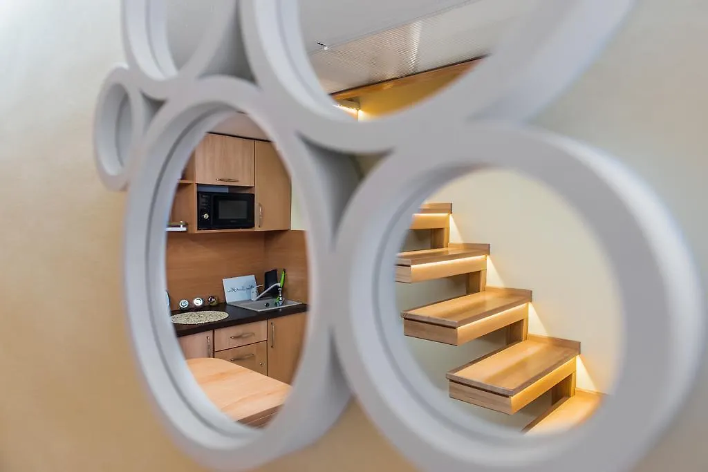 Central Budapest Vadasz Street Apartment